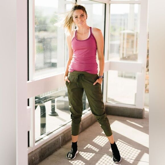 LIKE NEW ZYIA ACTIVE UNWIND JOGGERS OLIVE GREEN SIZE LARGE - Picture 1 of 7